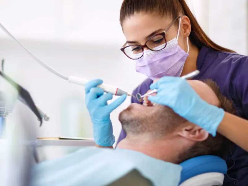 Dental hygienist